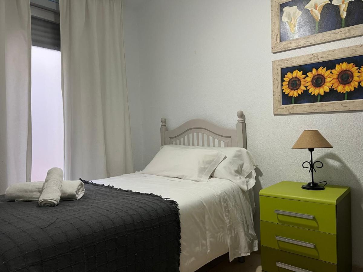 Apartamento La Torre Con Parking Gratuito Apartment Kordoba Bagian luar foto